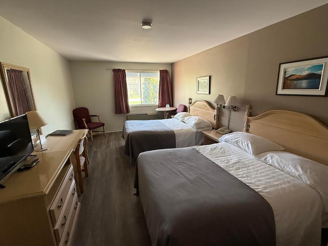 Hotel Le Transit Mont-Saint-Hilaire